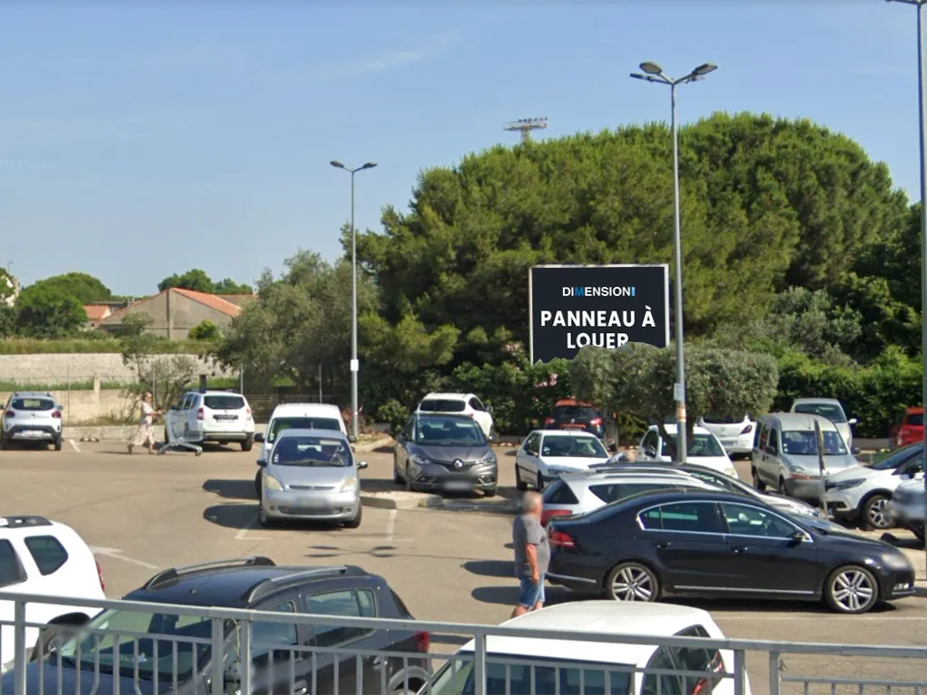 Panneau 8m² Rue Gérard Gadiot - Arles