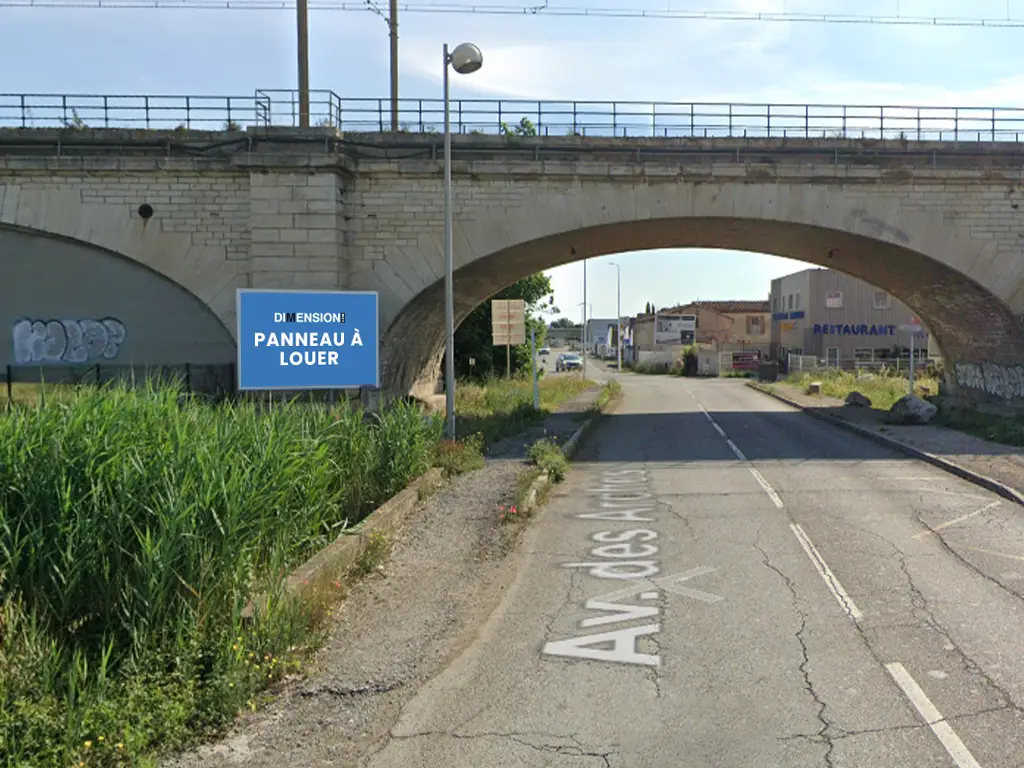Panneau 8m² Av. des Arches - Arles