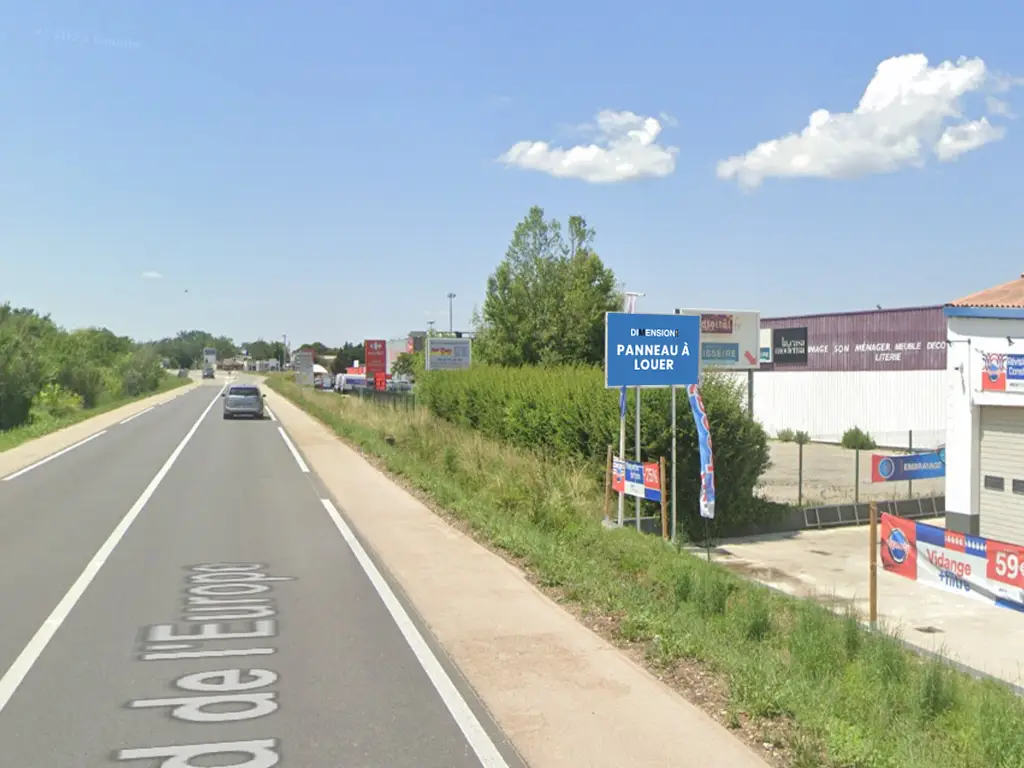 Panneau 4m² Bd de l'Europe - Trets