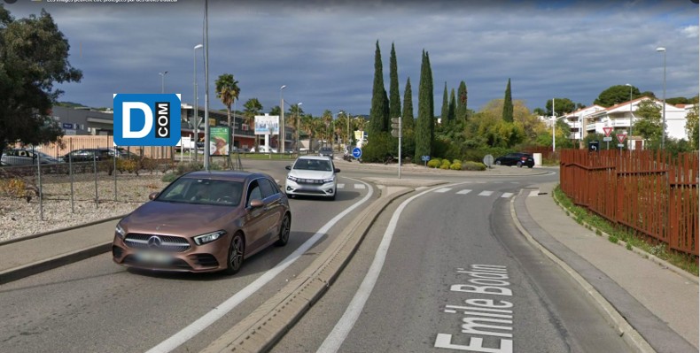 Panneau 8m² Avenue Emile BODIN 13600 LA CIOTAT