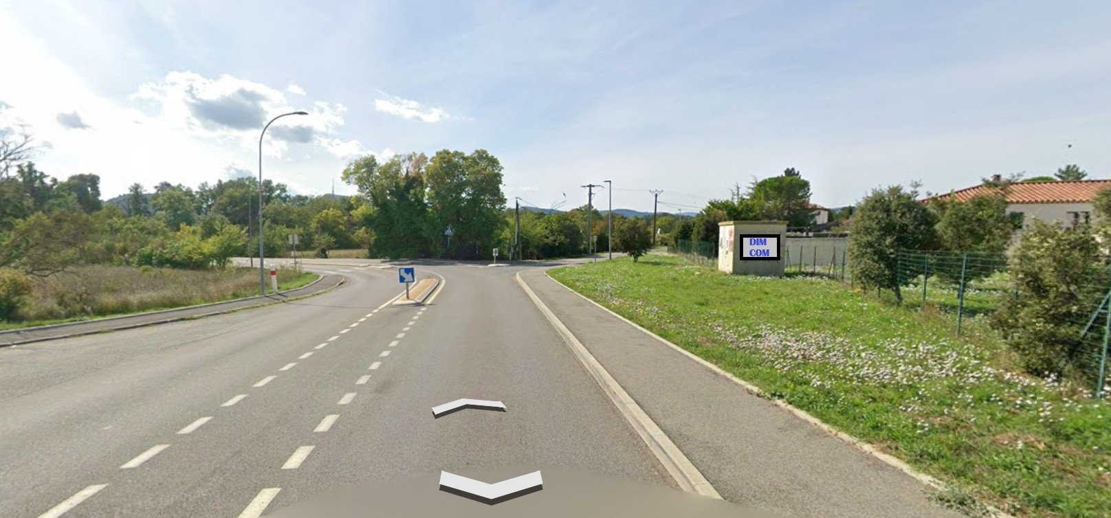 PRE ENSEIGNE 1.5M² - LA COBRORE 83136 FORCALQUEIRET