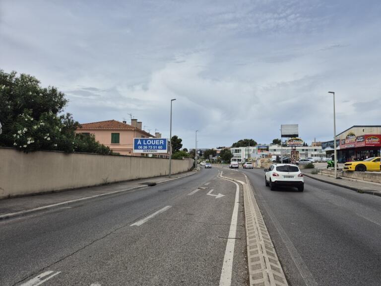 PANNEAU 6M² - AV DE SAINT MENET 13011 MARSEILLE